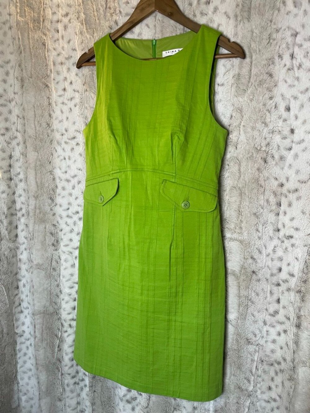 Trina Turk Lime Green Chartreuse Sleeveless Sheath Dress Pockets Size 6